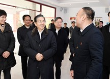 聚焦党和国家工作大局 回应人民群众所需所盼 为经济社会发展提供有力法治保障和服务