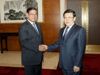 赵克志与柬埔寨副首相兼内政大臣萨肯举行会谈